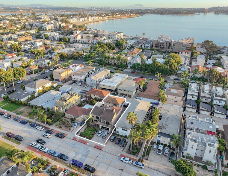 More Photos Of 1141 Reed Ave, San Diego Apartments For Sale