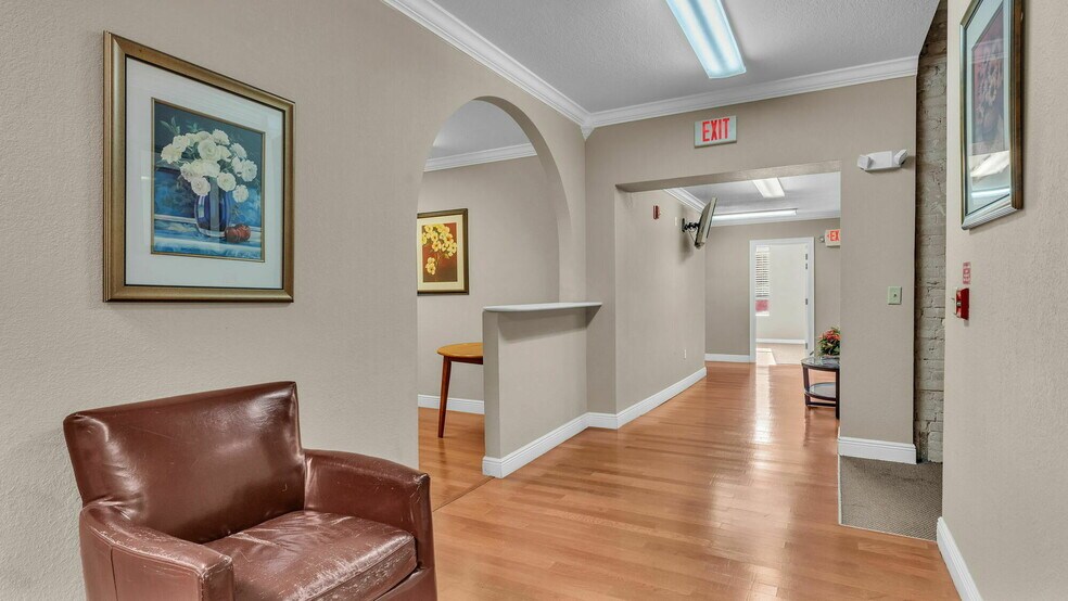 More Photos Of 415 E Main St, Bartow Office For Lease