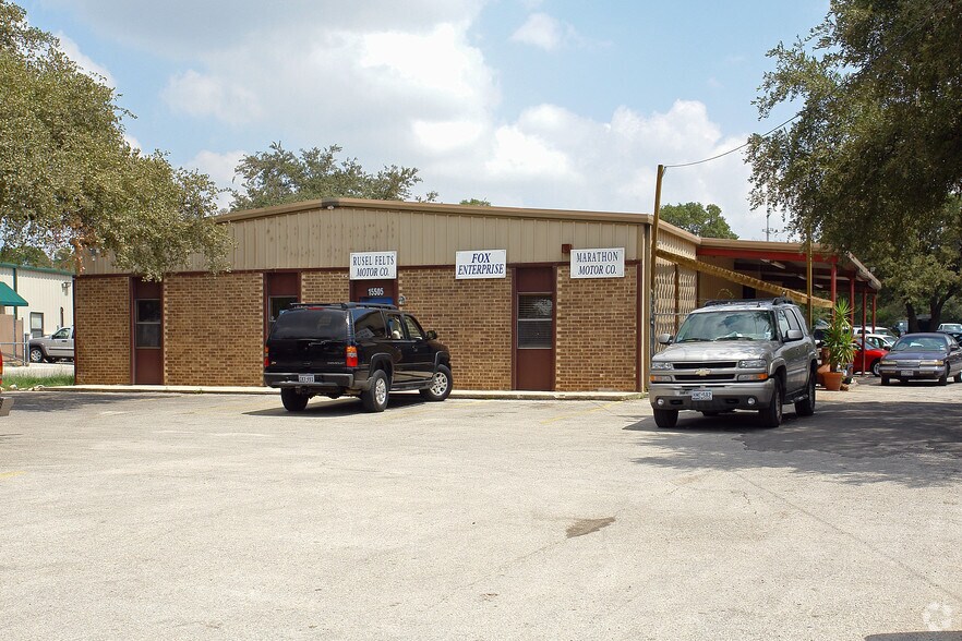 Primary Photo Of 15505 Capital Port, San Antonio Light Manufacturing For Lease