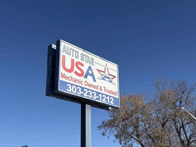 More Photos Of 395 Sheridan Blvd, Lakewood Auto Repair For Sale