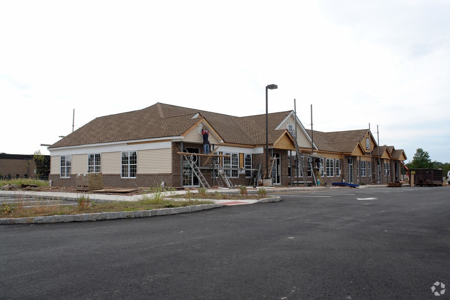 More Photos Of 7-10 Wills Way, Piscataway Medical For Lease