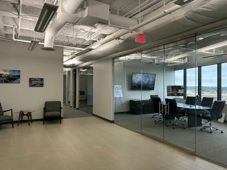 More Photos Of 8390 Lyndon B Johnson Fwy, Dallas Medical For Lease