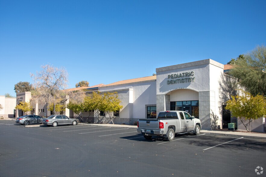 Primary Photo Of 5920 N La Cholla Blvd, Tucson Medical For Sale