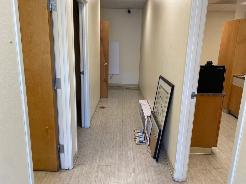 More Photos Of 820 Willow St, San Jose Unknown For Lease