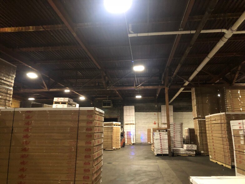 More Photos Of 263-275 Park Ave, East Hartford Warehouse For Lease