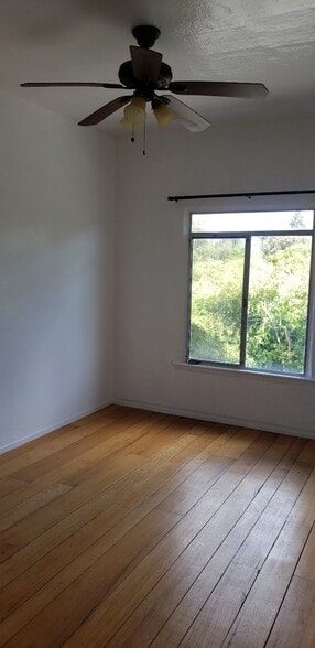 More Photos Of 1458 E 33rd St, Oakland Apartments For Sale