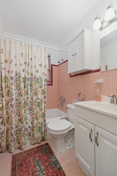 More Photos Of 642 Harwood St, Orlando Apartments For Sale