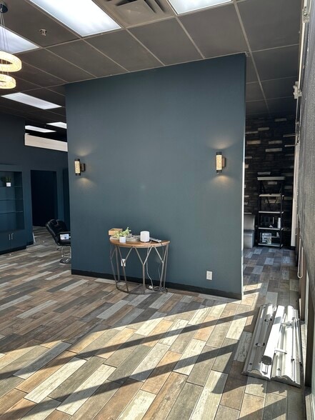 More Photos Of 2800 North Gate Blvd, Colorado Springs Freestanding For Lease