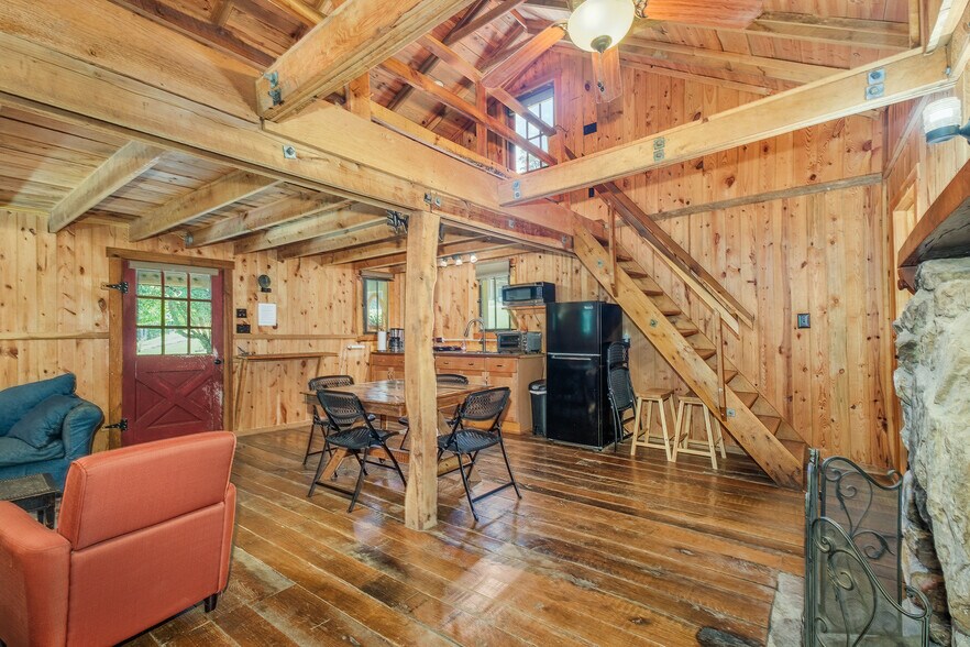 More Photos Of 57 Hemlock Ridge Ln, Catawba Lodge Meeting Hall For Sale