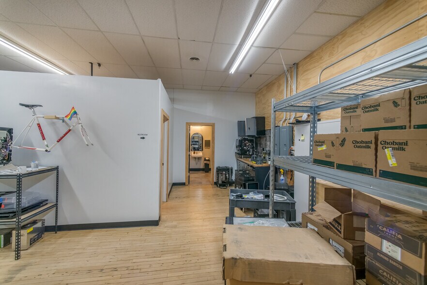 More Photos Of 105 S Main St, Ishpeming Restaurant For Sale