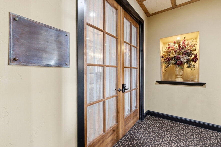 More Photos Of 1531 E Bradford Pky, Springfield Medical For Lease