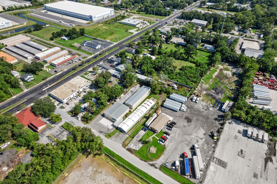 More Photos Of 5044 Edward St, Jacksonville Service For Sale