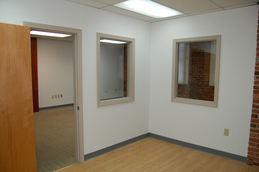 More Photos Of 53-63 Wingate St, Haverhill Office For Lease
