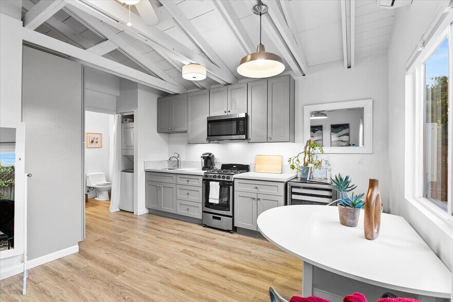 More Photos Of 75 Highway 128, Geyserville Multifamily For Sale