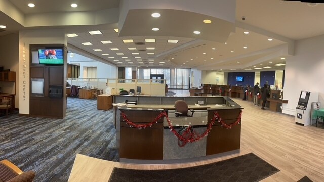 More Photos Of 475 E 162nd St, South Holland Medical For Lease