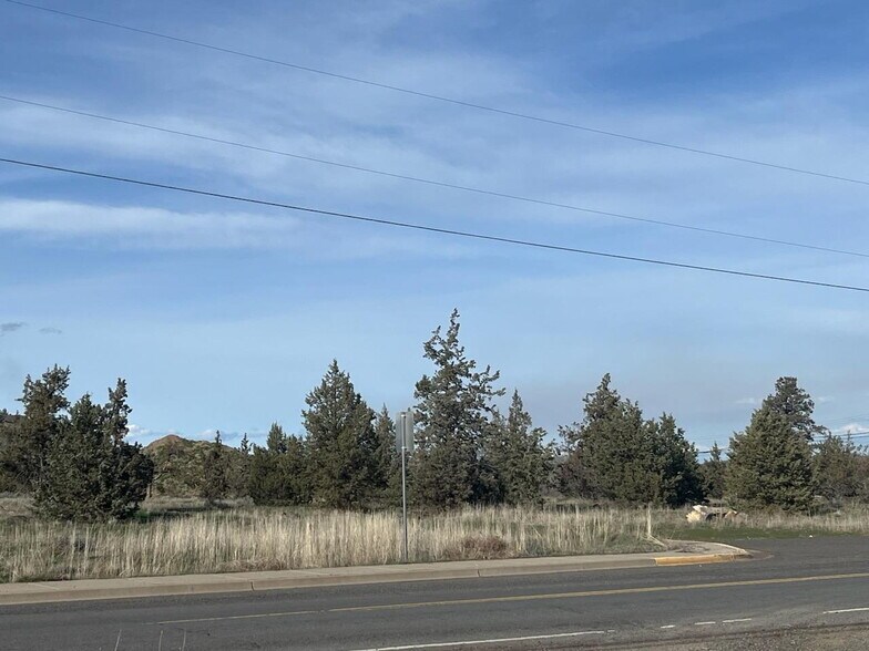 More Photos Of TL500 SW Belmont Ln, Madras Land For Sale