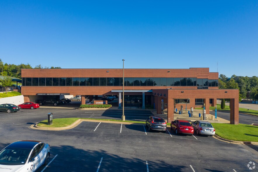 More Photos Of 6660 S Sheridan Rd, Tulsa Unknown For Lease