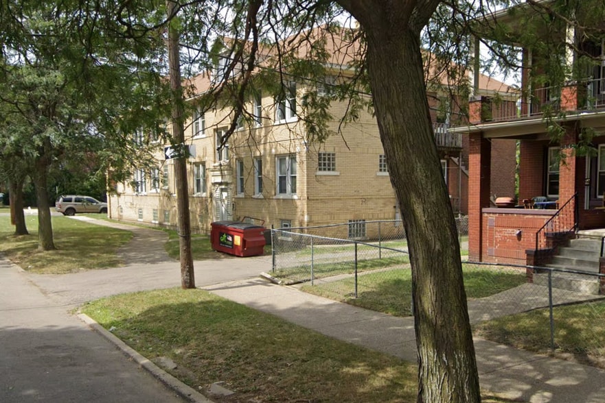 More Photos Of 13700 La Salle Blvd, Detroit Apartments For Sale