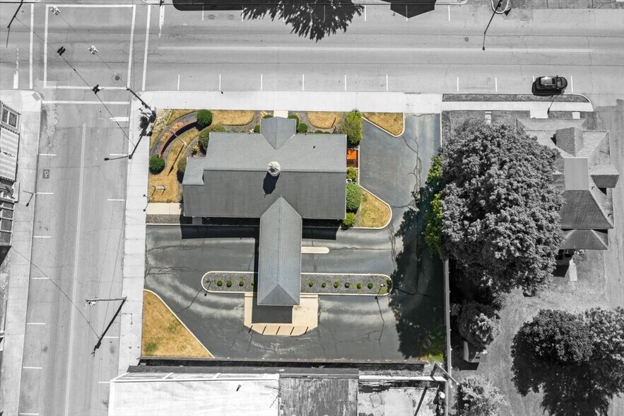 More Photos Of 8 W Maple St, North Lewisburg Storefront Retail Office For Sale