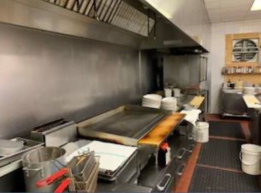 More Photos Of 20936 Torrence Chapel Rd, Cornelius Restaurant For Sale