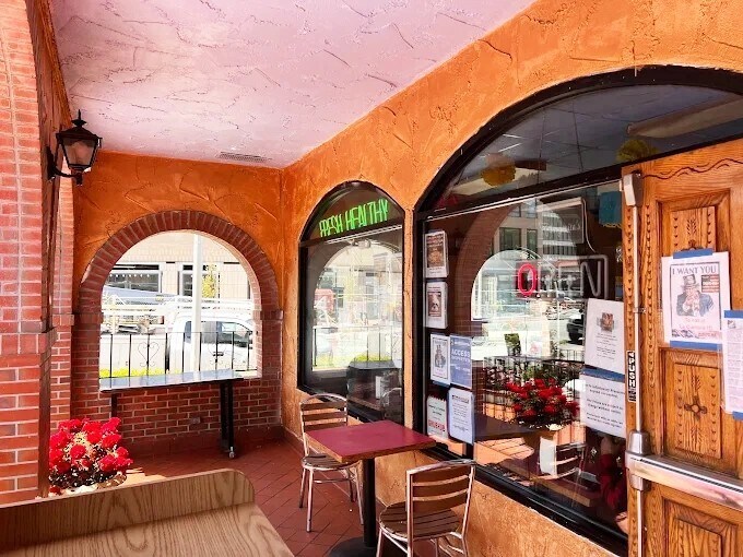 More Photos Of 28 N B St, San Mateo Restaurant For Lease