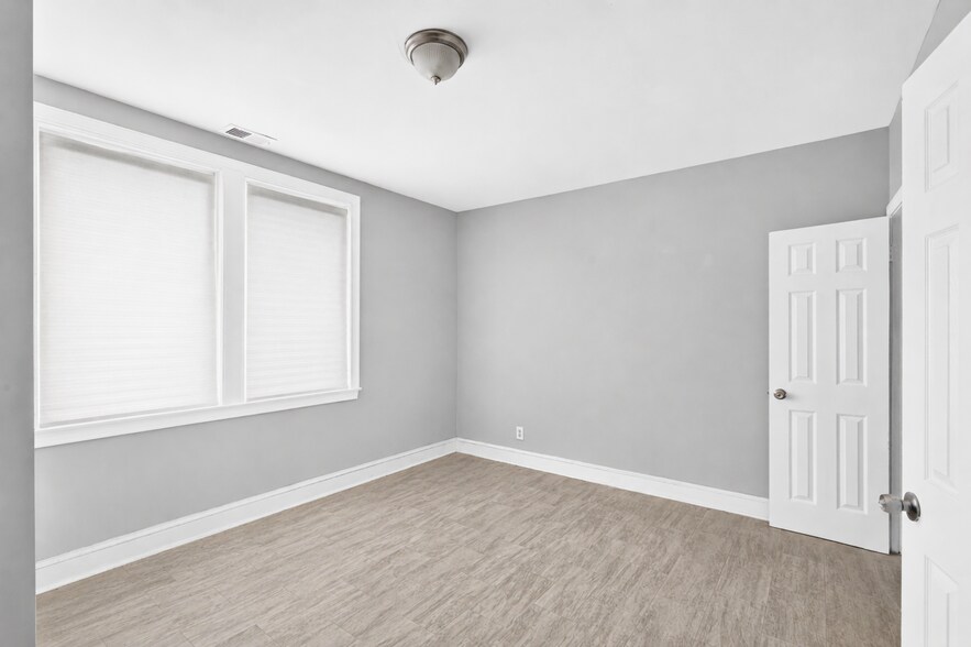 More Photos Of 3639 Martin Luther King Jr. Ave SE, Washington Apartments For Sale