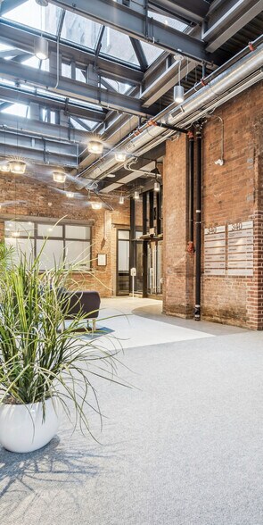 More Photos Of 334-346 King St E, Toronto Office For Lease