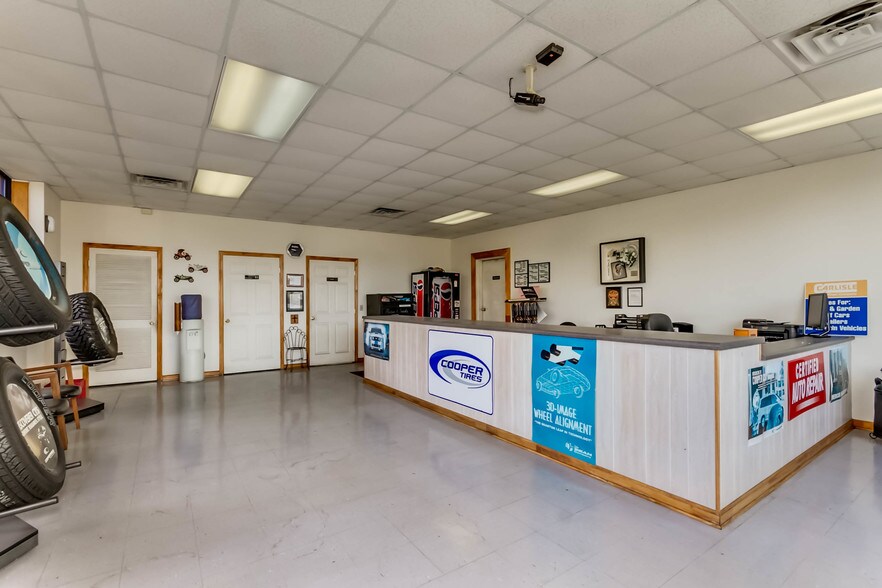 More Photos Of 1001 Mally St, Tuscaloosa Auto Repair For Sale