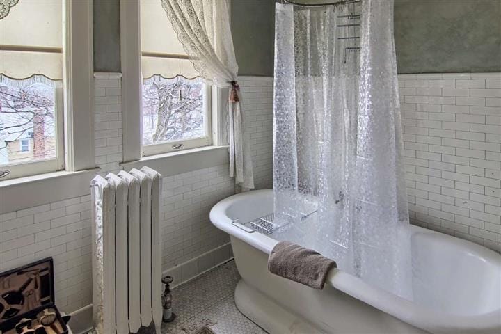 More Photos Of 230 Wellington St, Traverse City Hospitality For Sale