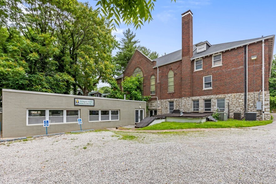 More Photos Of 1517 McCausland Ave, Saint Louis Specialty For Sale