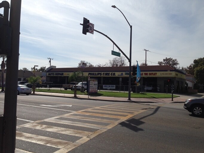 More Photos Of 1402 S Main St, Santa Ana Auto Repair For Lease