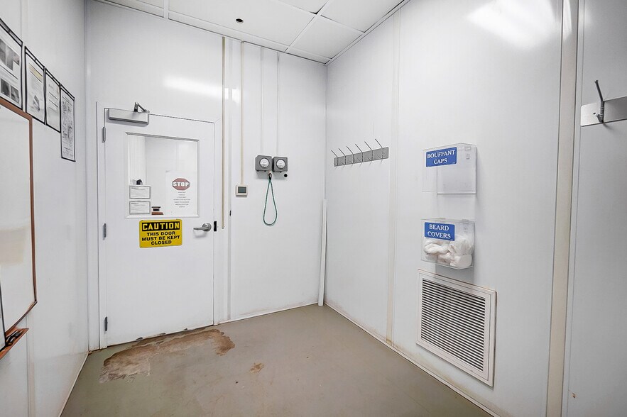 More Photos Of 4655 Urbana Rd, Springfield Manufacturing For Sale