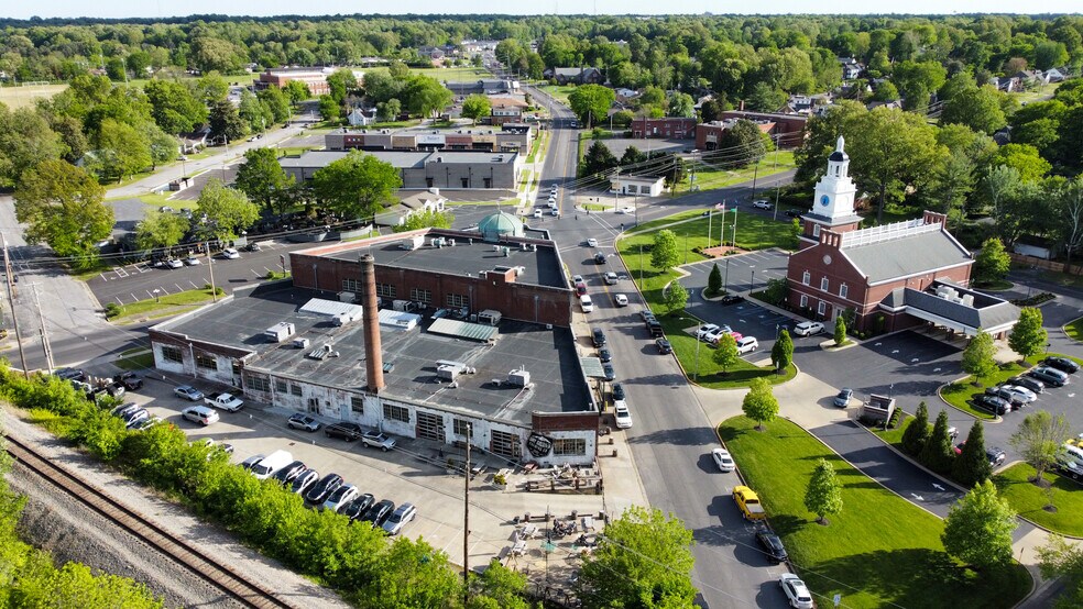 More Photos Of 3121 Broadway St, Paducah Storefront Retail Office For Sale