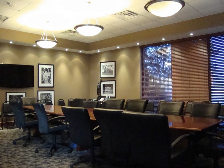 More Photos Of 5630 Bankers Ave, Baton Rouge Medical For Lease