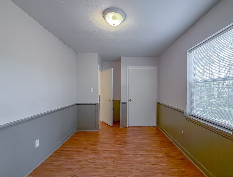 More Photos Of , Tallahassee Multifamily For Sale