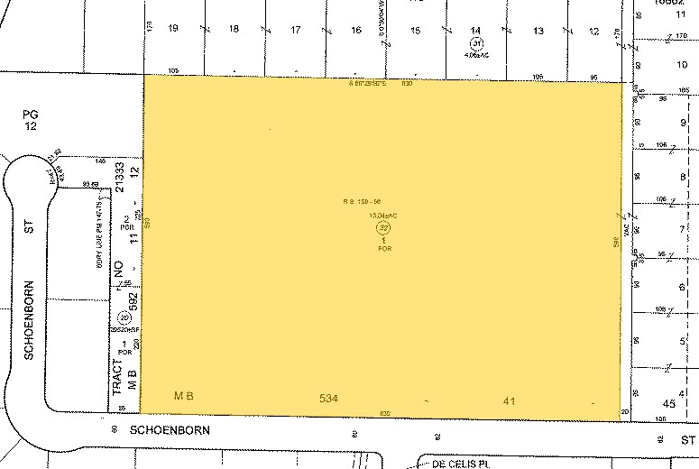 More Photos Of 16719 Schoenborn St, North Hills Warehouse For Lease