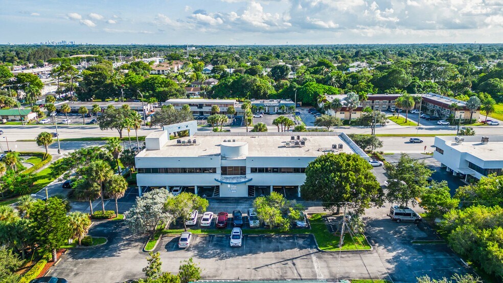 More Photos Of 6101 W Atlantic Blvd, Margate Medical For Lease