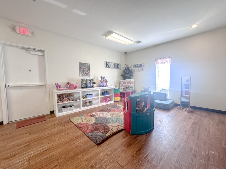 More Photos Of 710 W Broadway St, Collinsville Daycare Center For Sale