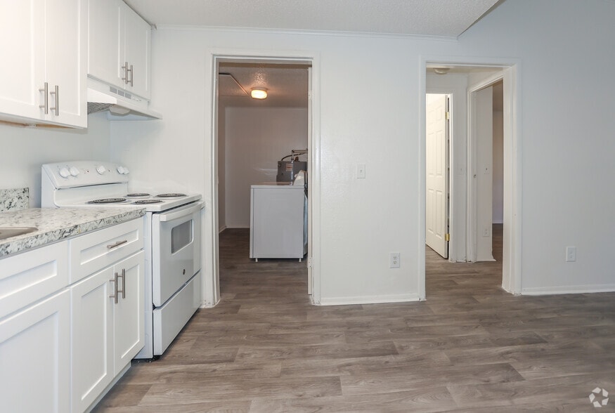 More Photos Of 4990 North Ln, Orlando Apartments For Sale