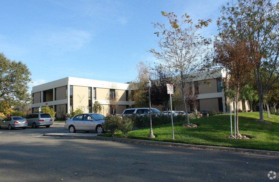 More Photos Of 150 N Wiget Ln, Walnut Creek Office For Sale