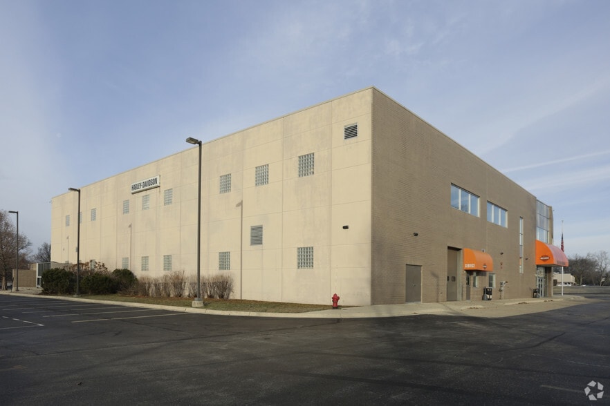 More Photos Of 2595 Ogden Ave, Lisle General Retail For Sale