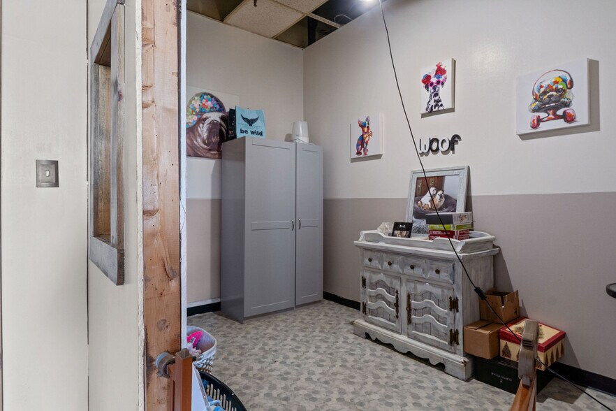 More Photos Of 109-111 Green St, Herkimer Office For Sale