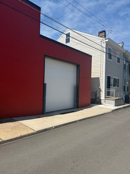 More Photos Of 4920 Harrison St, Pittsburgh Warehouse For Lease