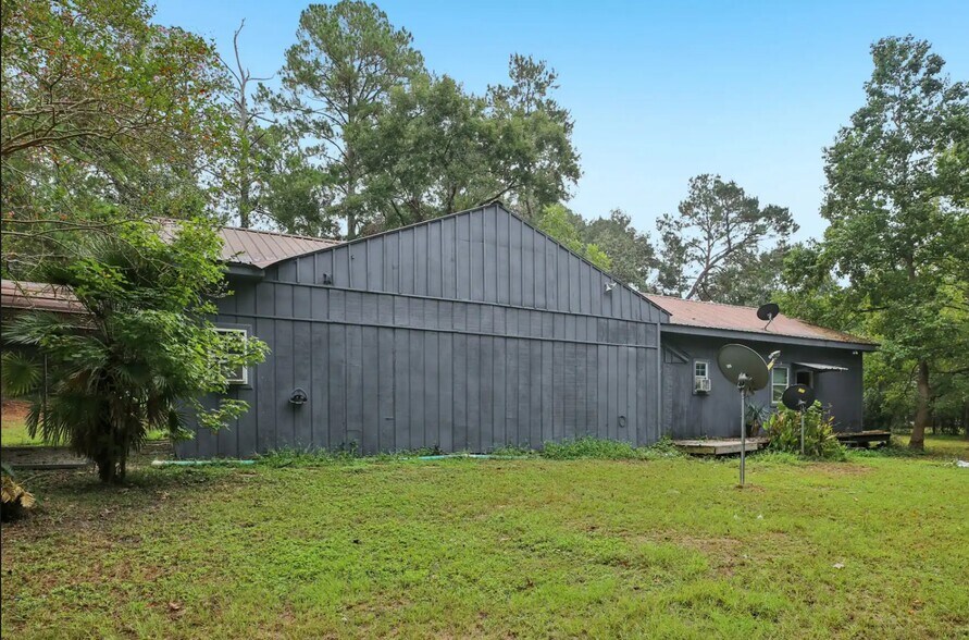More Photos Of 242 Bishop, Livingston Apartments For Sale