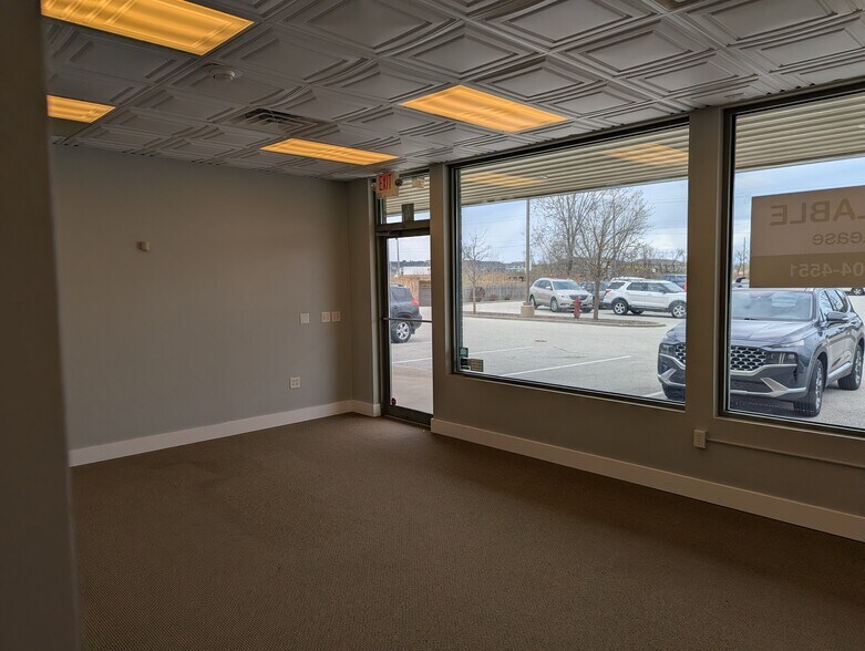 More Photos Of 1449 Green Bay Rd, Sturgeon Bay General Retail For Lease
