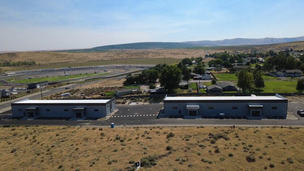Primary Photo Of 7943 Van Giesen st, West Richland Warehouse For Lease