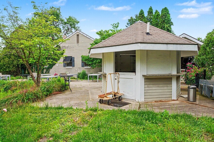 More Photos Of 24460 Adams Rd, South Bend Restaurant For Sale