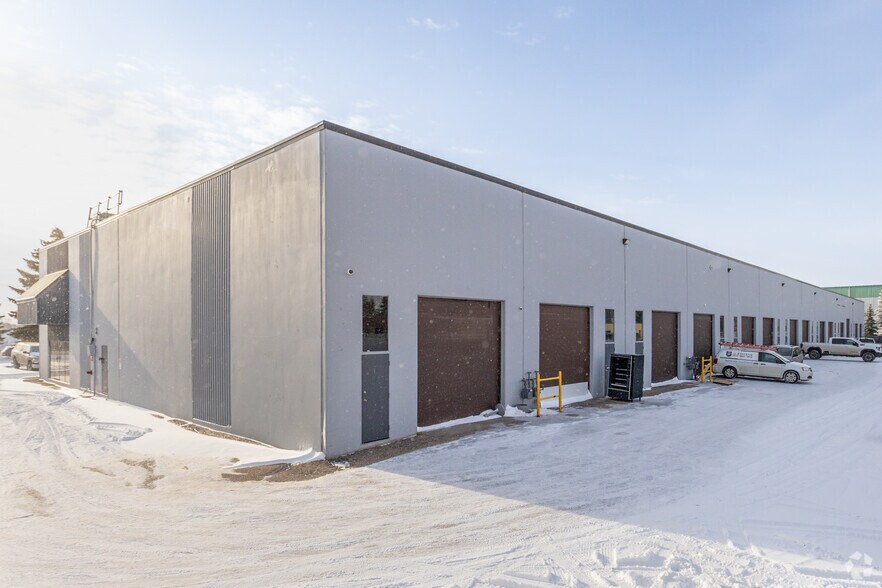 More Photos Of 17210-17318 106th Ave, Edmonton Manufacturing For Sale