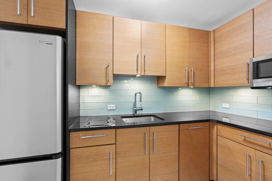 More Photos Of , White Plains Unknown For Sale