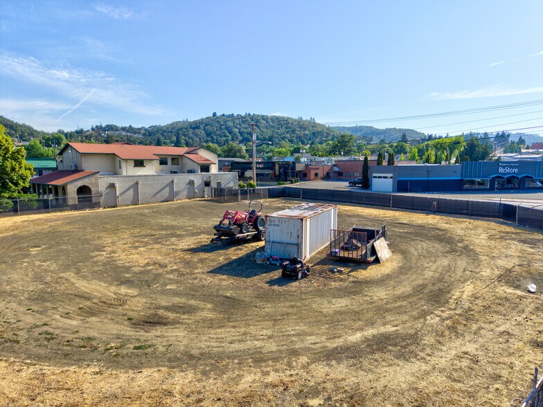 More Photos Of 328 NE Winchester St, Roseburg Land For Sale